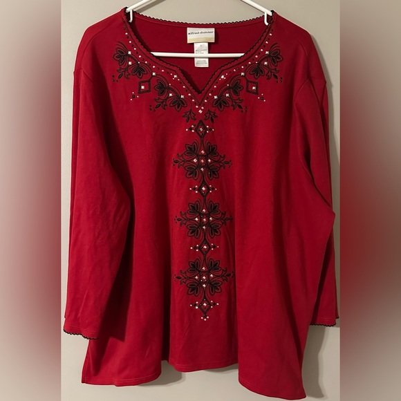 ALFRED DUNNER size 2X, crimson red with a black embroidered design blouse. - Picture 3 of 8